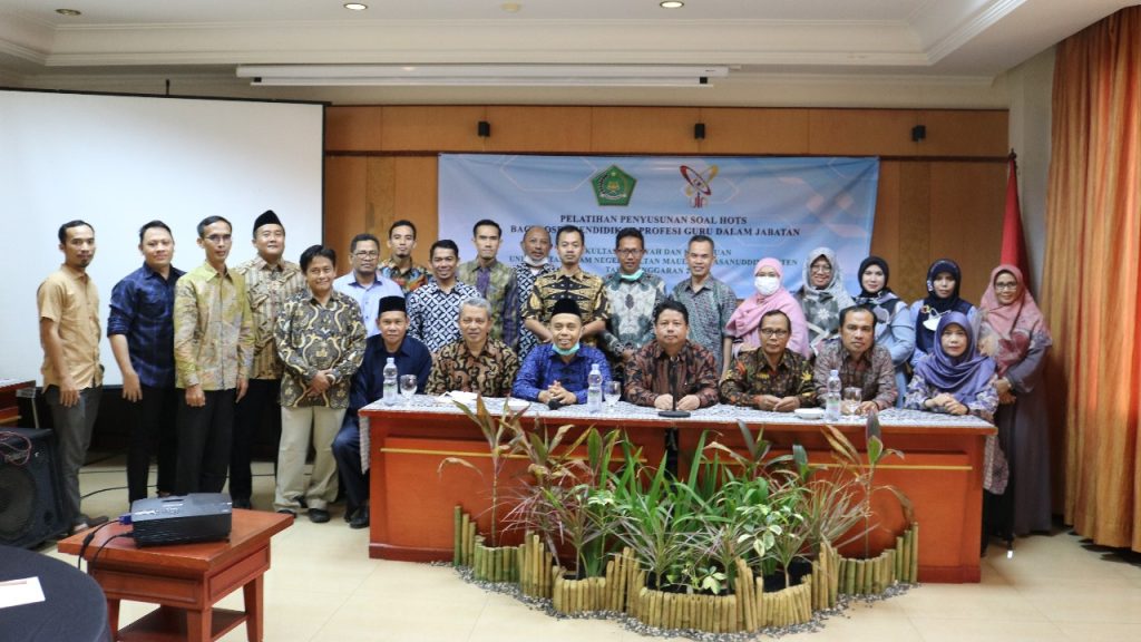 Prodi PPG FTK UIN Banten Gelar Pelatihan Penyusunan Soal HOTS