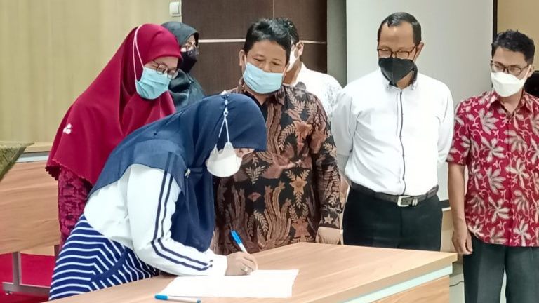 FTK UIN Banten dan FTK UIN Padang Tandatangani Kerjasama Penguatan Program MBKM
