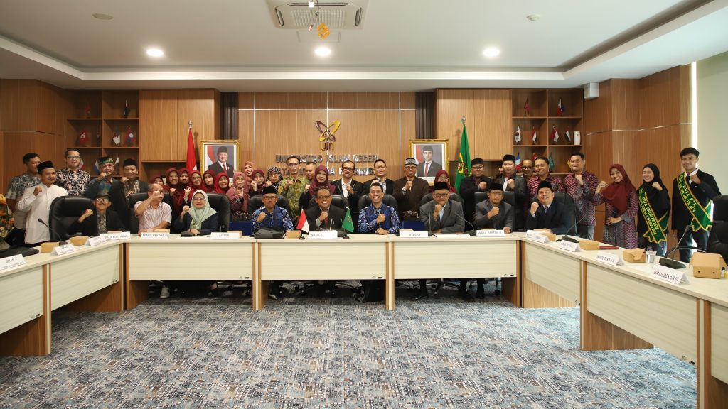 Asesmen Lapangan Akreditasi Program Studi PGMI Fakultas Tarbiyah dan Keguruan UIN SMH Banten Berjalan Lancar