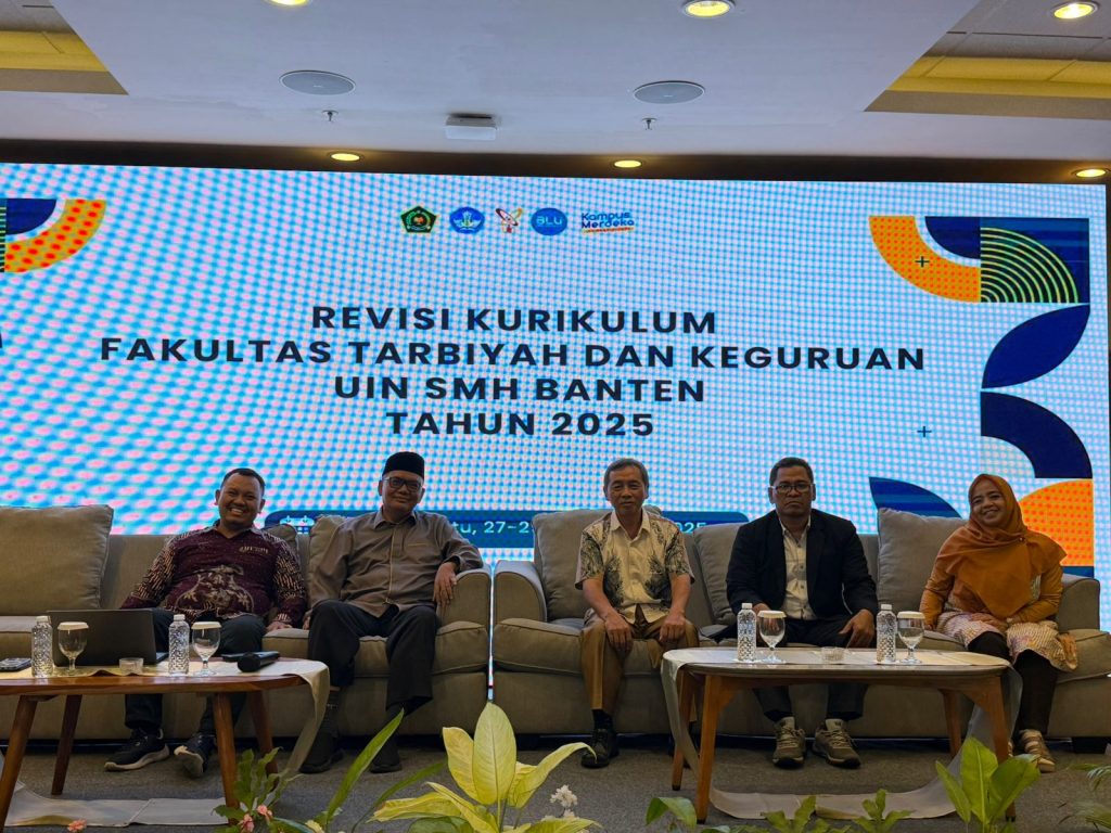 FTK UIN SMH Banten Rumuskan Kurikulum 2025 di Aston Anyer, Fokus pada Penguatan Literasi Digital FTK UIN SMH Banten Rumuskan Kurikulum 2025 di Aston Anyer, Fokus pada Penguatan Literasi Digital